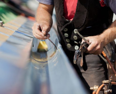 roof repairman